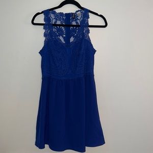 DIVIDED H&M short blue dress